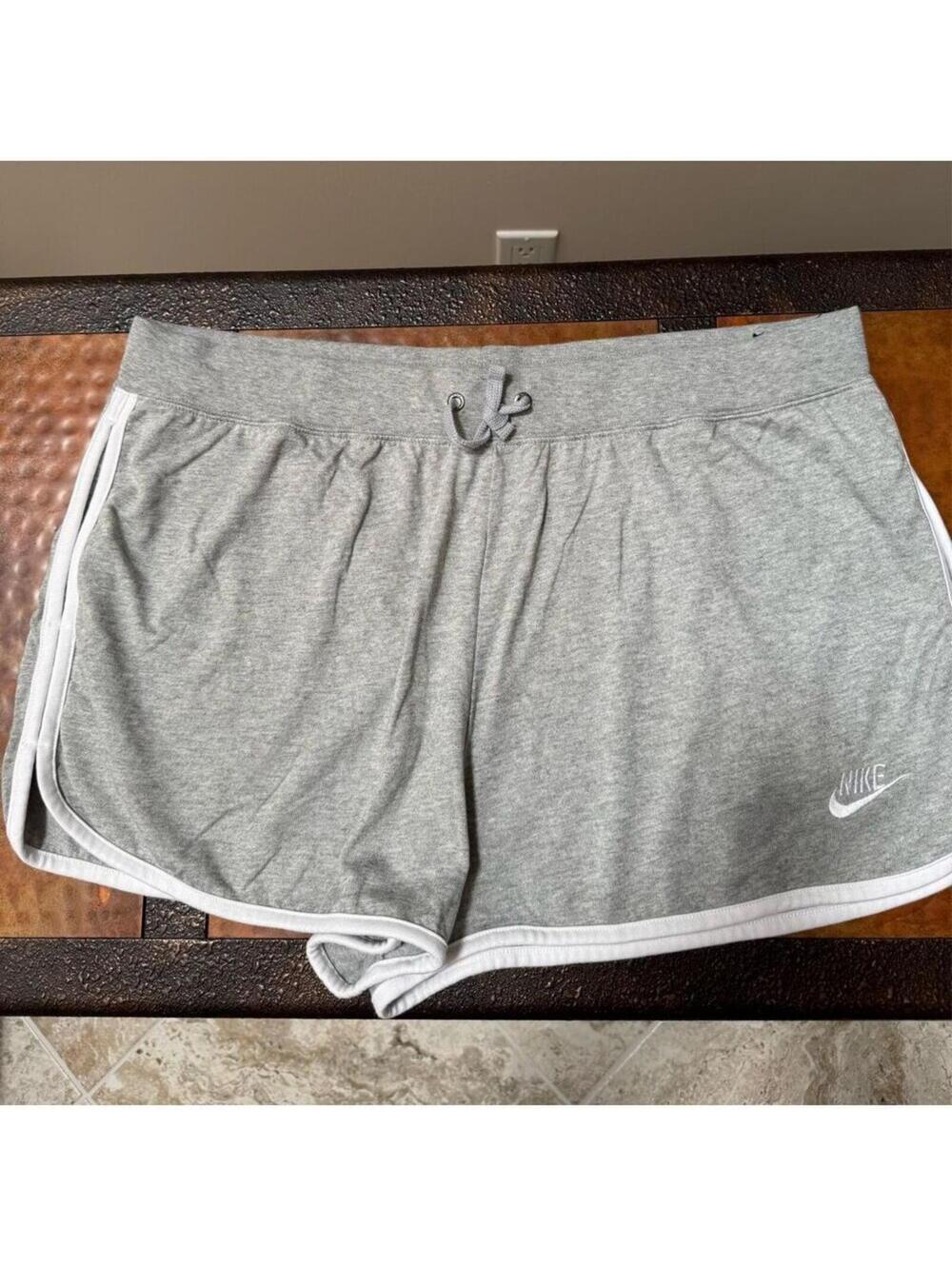 NWOT Nike soft jersey athletic shorts xxl retro gray dolphin hem